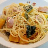 魚肉ソーセージと皮付き南瓜のミルクパスタ